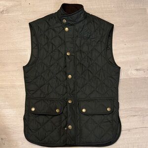 Barbour Men's Lowerdale Sage color Quilted Vest with Gold Accents